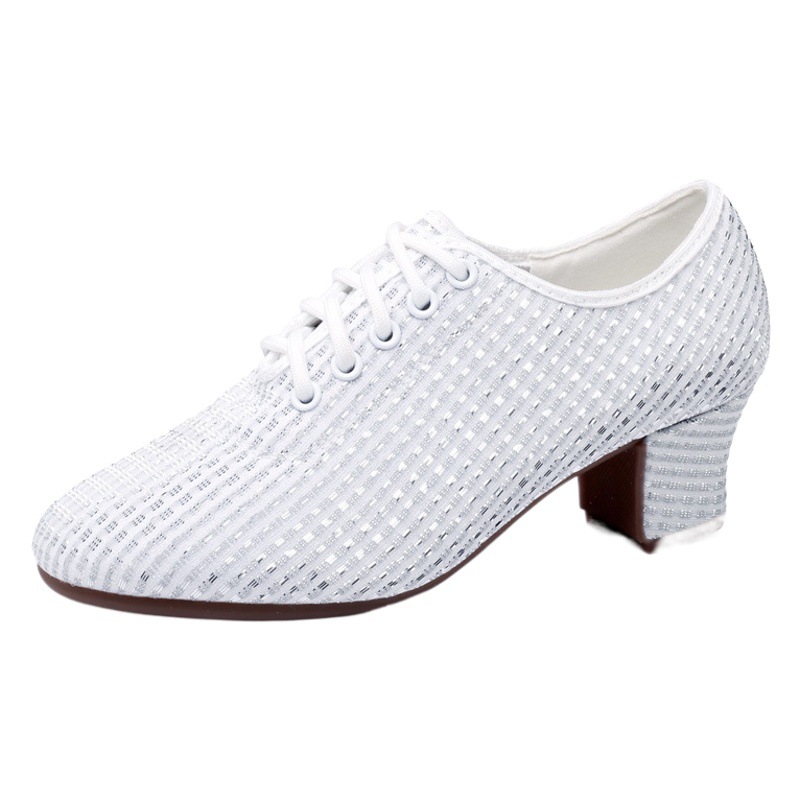 New White Square Dance Shoes Women's Soft Sole Mid-heel Beef Sole Dance Shoes Latin Dance Teacher Shoes Breathable Body Dance