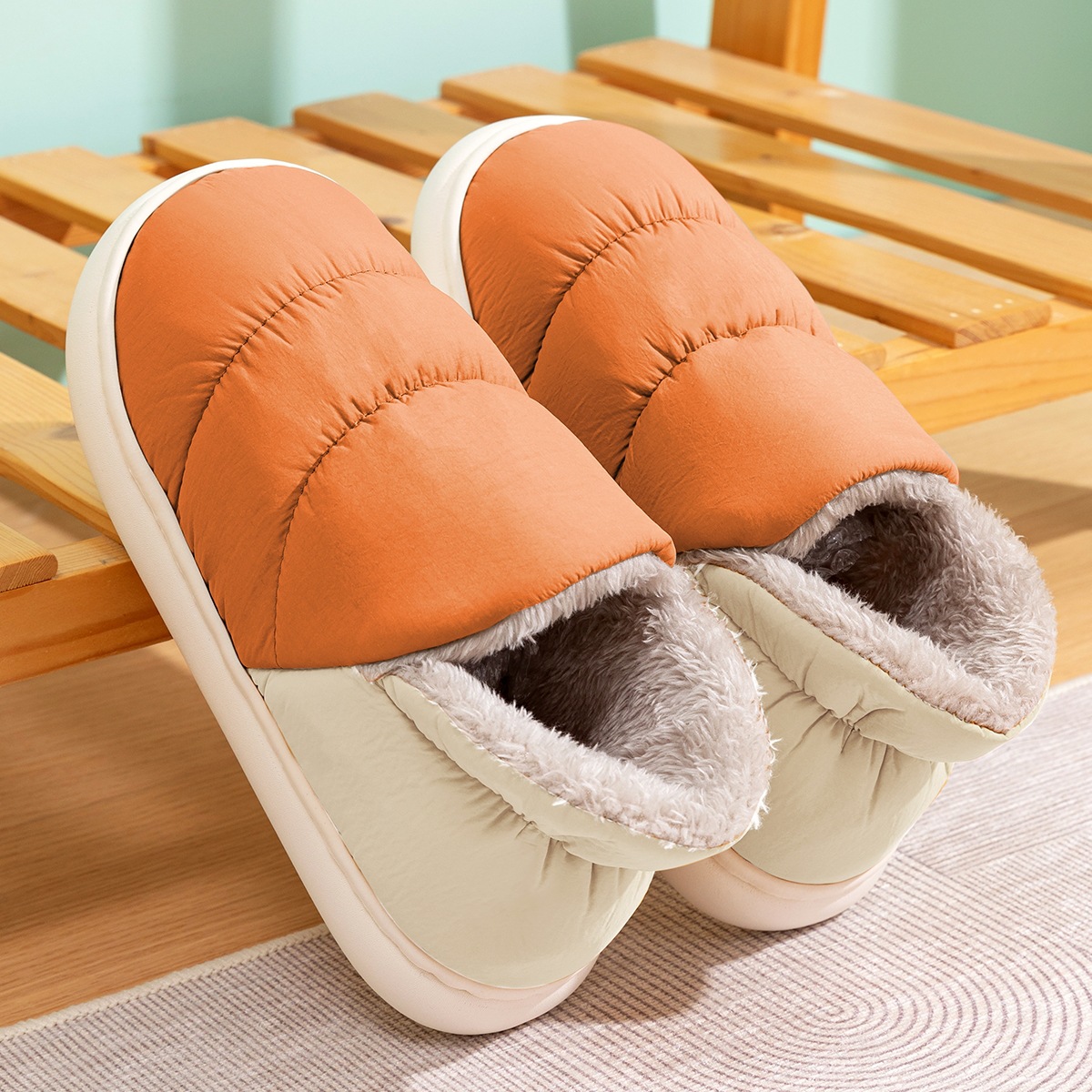 Picture of Waterproof Cotton Slippers Men's Indoor Home 2025 New Couple Non-slip Warm Bag with Down Cloth Cotton Slippers Women's Winter