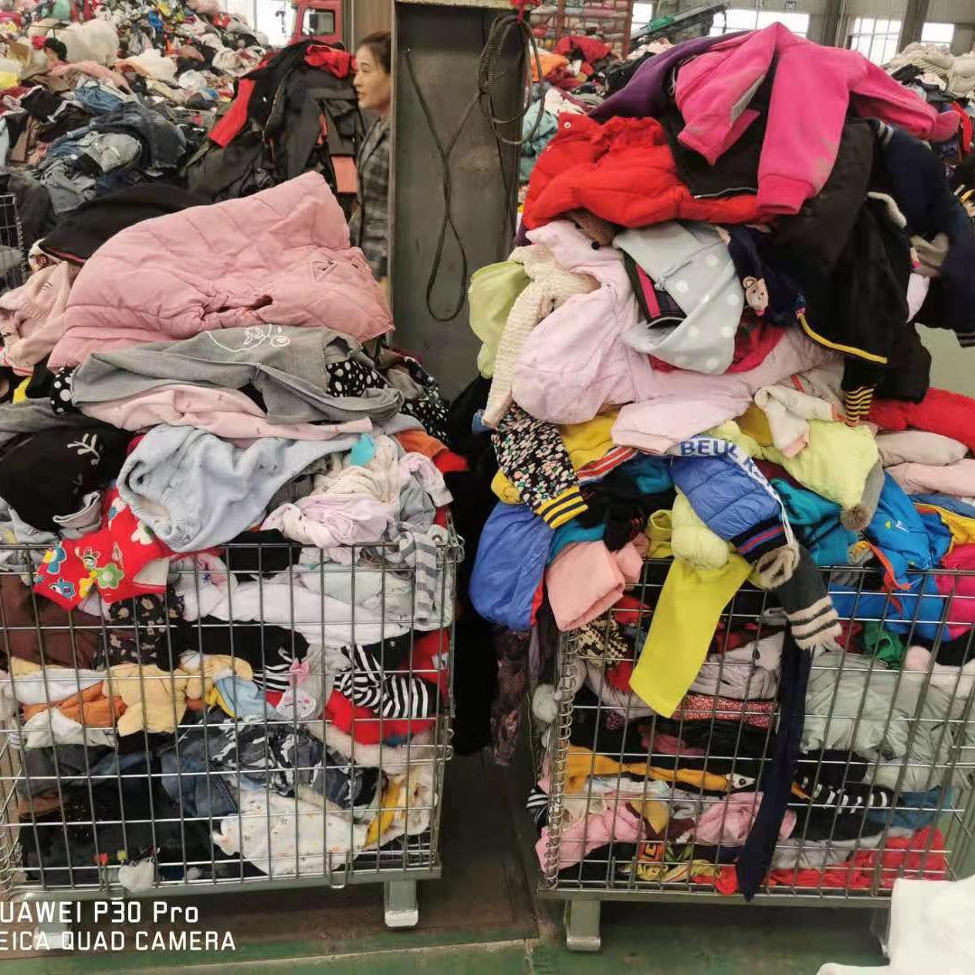 Picture of Winter clothes old clothes first-hand supply 10 years of sorting experience, good quality, sufficient quantity of cotton and linen