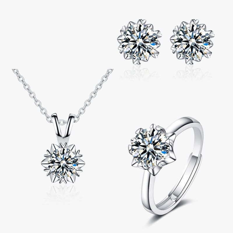 Snowflake Three-Piece Simulation Mosan Diamond Light Luxury Proposal Ring Necklace Earrings Live suit Explosions Christmas Gift