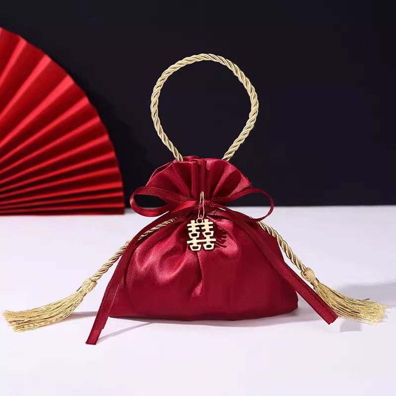 Picture of Wedding Ceremony Satin Wedding Candy Bag Creative European Style Accompanying Ceremony Candy Bag Creative Ins Style Candy Box