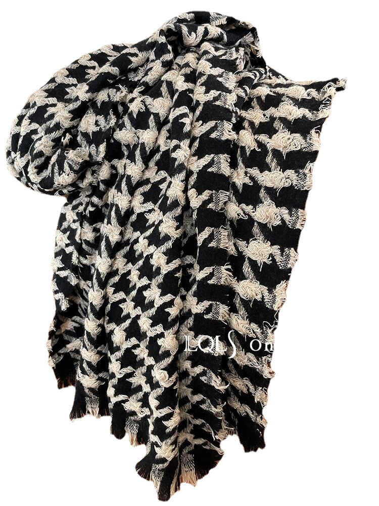 Picture of Hand-Woven Thin Roll Houndstooth Scarf Women's Winter Woven Cashmere Shawl Dual-Purpose Autumn Warm Plaid Scarf