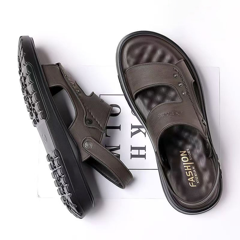 Counter quality men's non-slip soft-soled sandals thick-soled wear-resistant and breathable summer driving two fashionable beach shoes