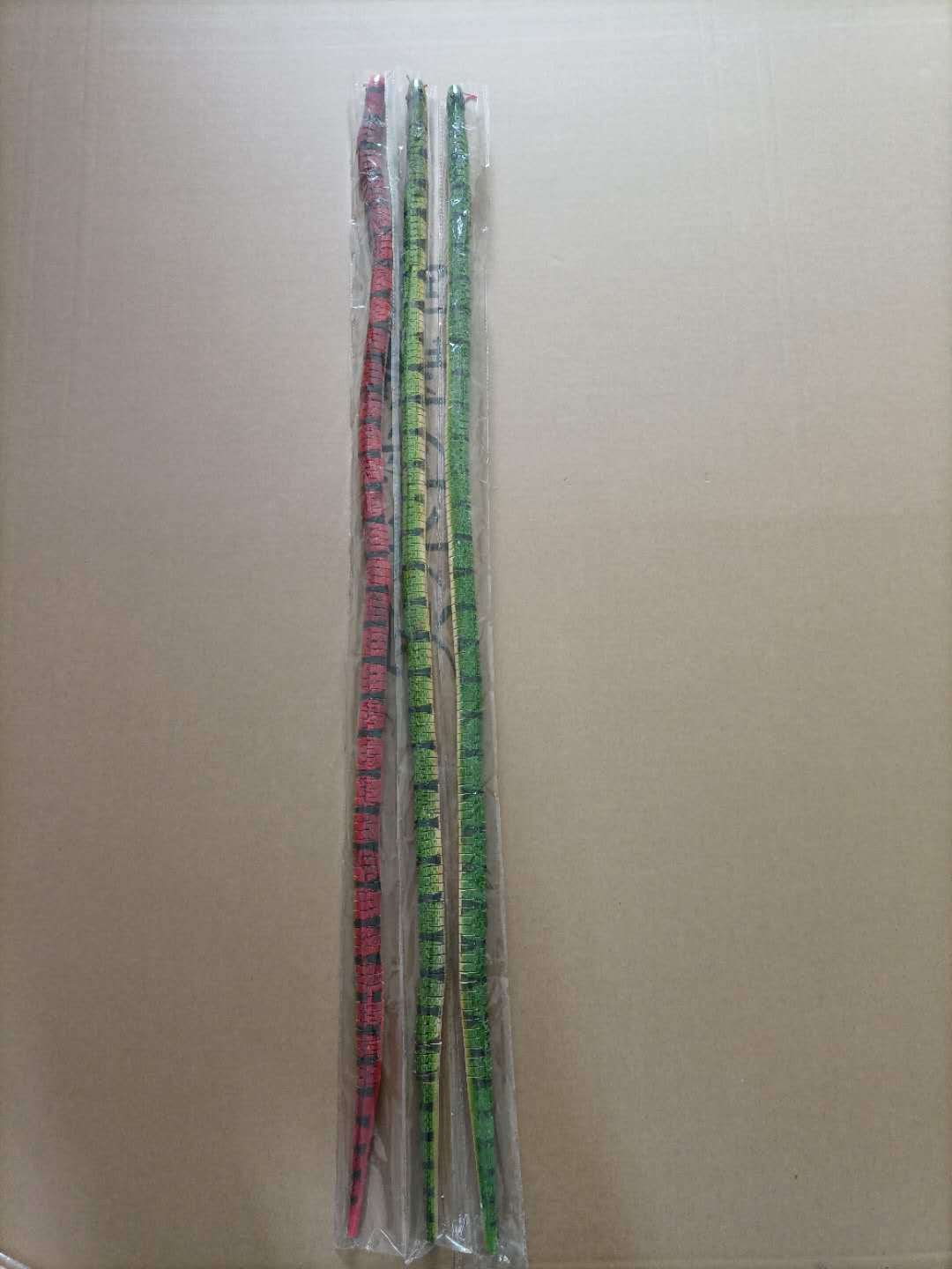 Picture of Wooden Round Head Snake Anti-Real Wooden Kidsren's Toy Snake 30-50-2, Pterosaur Crocodile Cobra, Etc