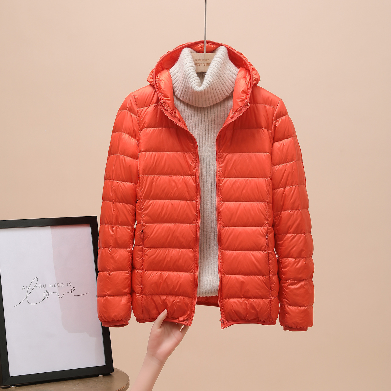 Picture of European Down Jacket Women's 2025 New Short Lightweight Thickened Warm Slim Korean Style White Duck Down Fashion Jacket