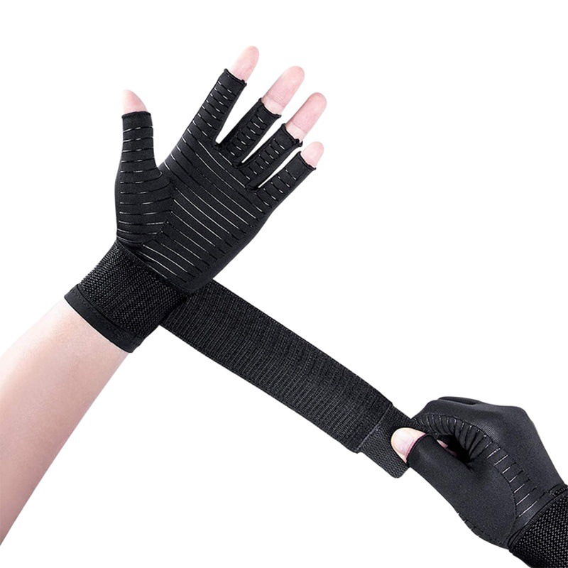 Amazon outdoor fitness copper fiber pressure half finger gloves cycling strap silicone non-slip sports gloves for men and women