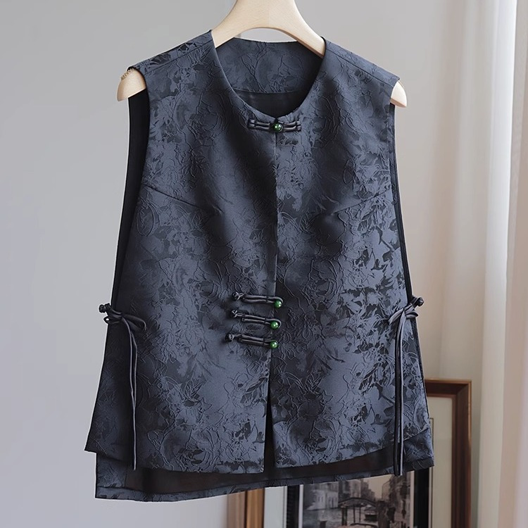 Picture of New Chinese Style Vest Women's 2023 Summer New Round Neck Sleeveless Retro National Style Jacquard Vest Black Top