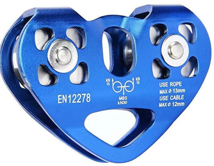 Picture of Cross-Border heart-shaped double pulley outdoor Mountaineering Rock climbing pulley set high-altitude transportation equipment love lifting rescue pulley