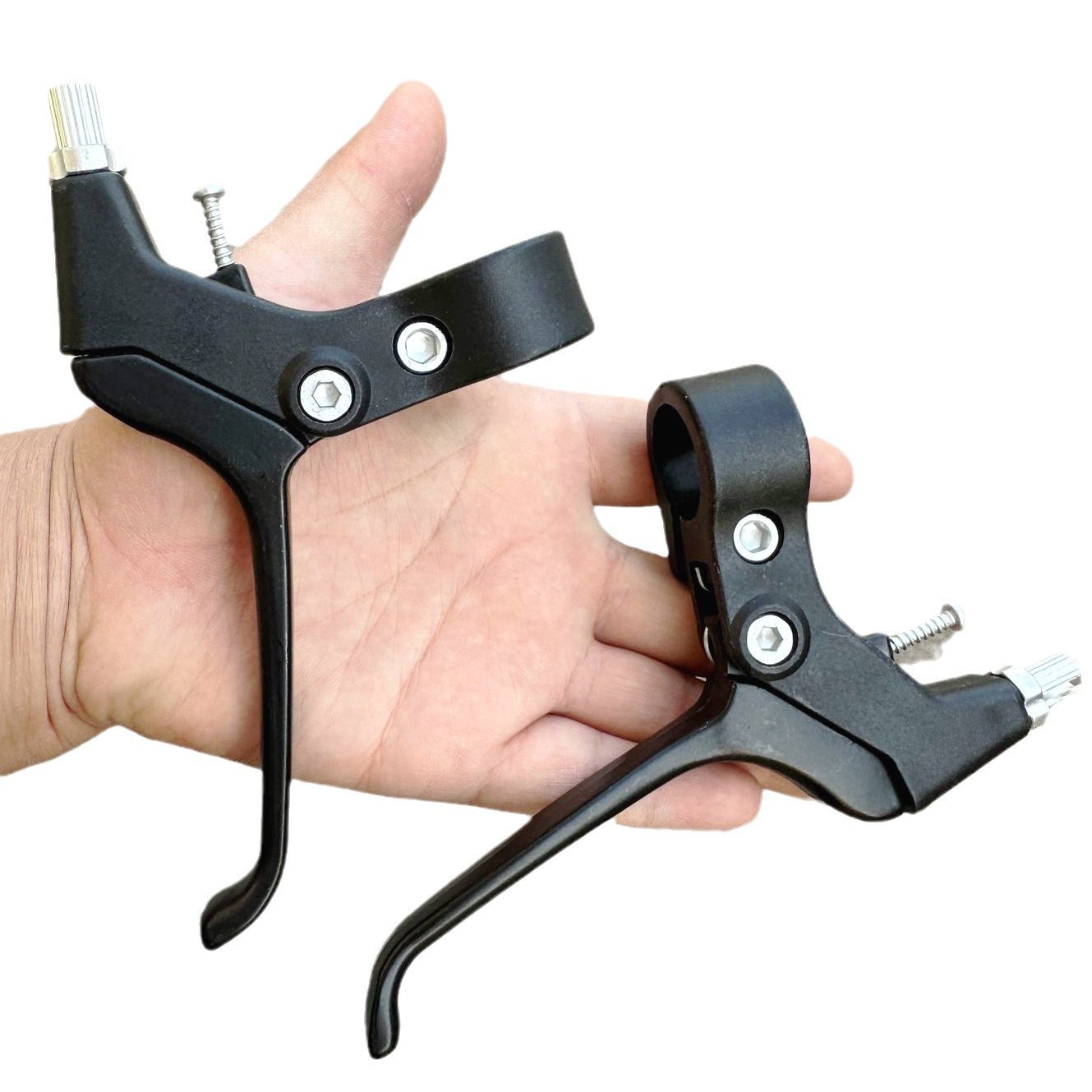 Mountain bike four-finger brake handle bicycle brake handle black 4-finger brake handle aluminum alloy brake handle handbrake accessories