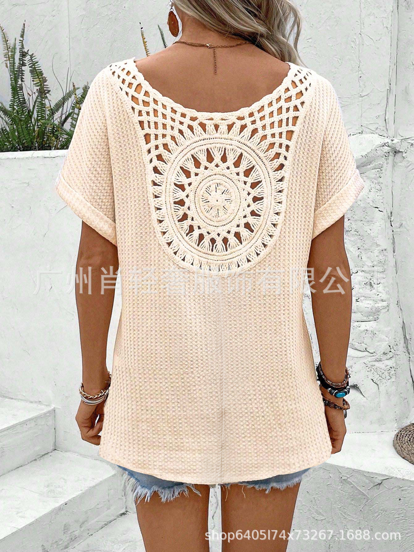Spring and Summer Explosions Casual Short-sleeved V-neck T-shirt Hollow Back in stock
