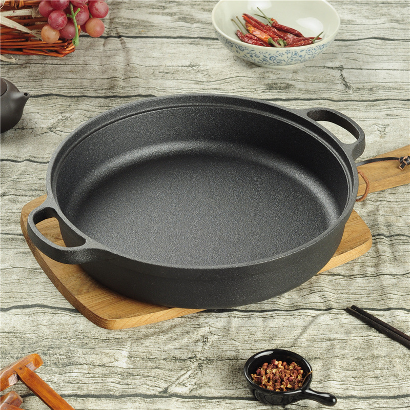 Cast Iron Two-ear Frying Pan Pancake Pan Uncoated Non-stick Flat Bottom Water Frying Bag Induction Cooker Gas Universal