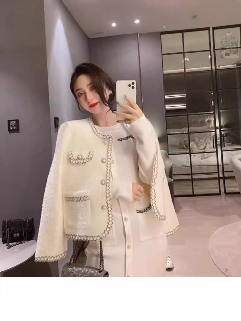 French Style Chanel Style Coat Women's 2024 Autumn and Winter Warm Temperament Goddess Long Sleeve Loose Slimming All-match Cardigan Top