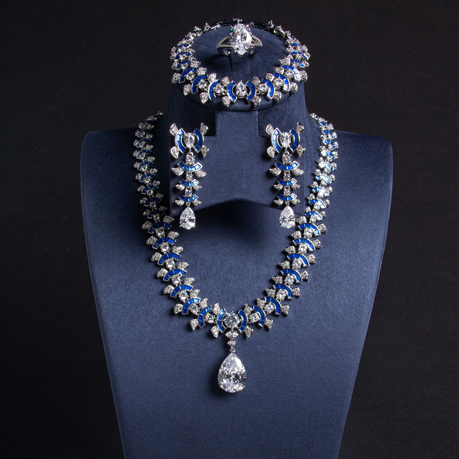 Picture of European and American Cross-border High-set Jewelry Necklace Earrings Ring Bracelet Four-piece Banquet Luxury All-match Jewelry for Women