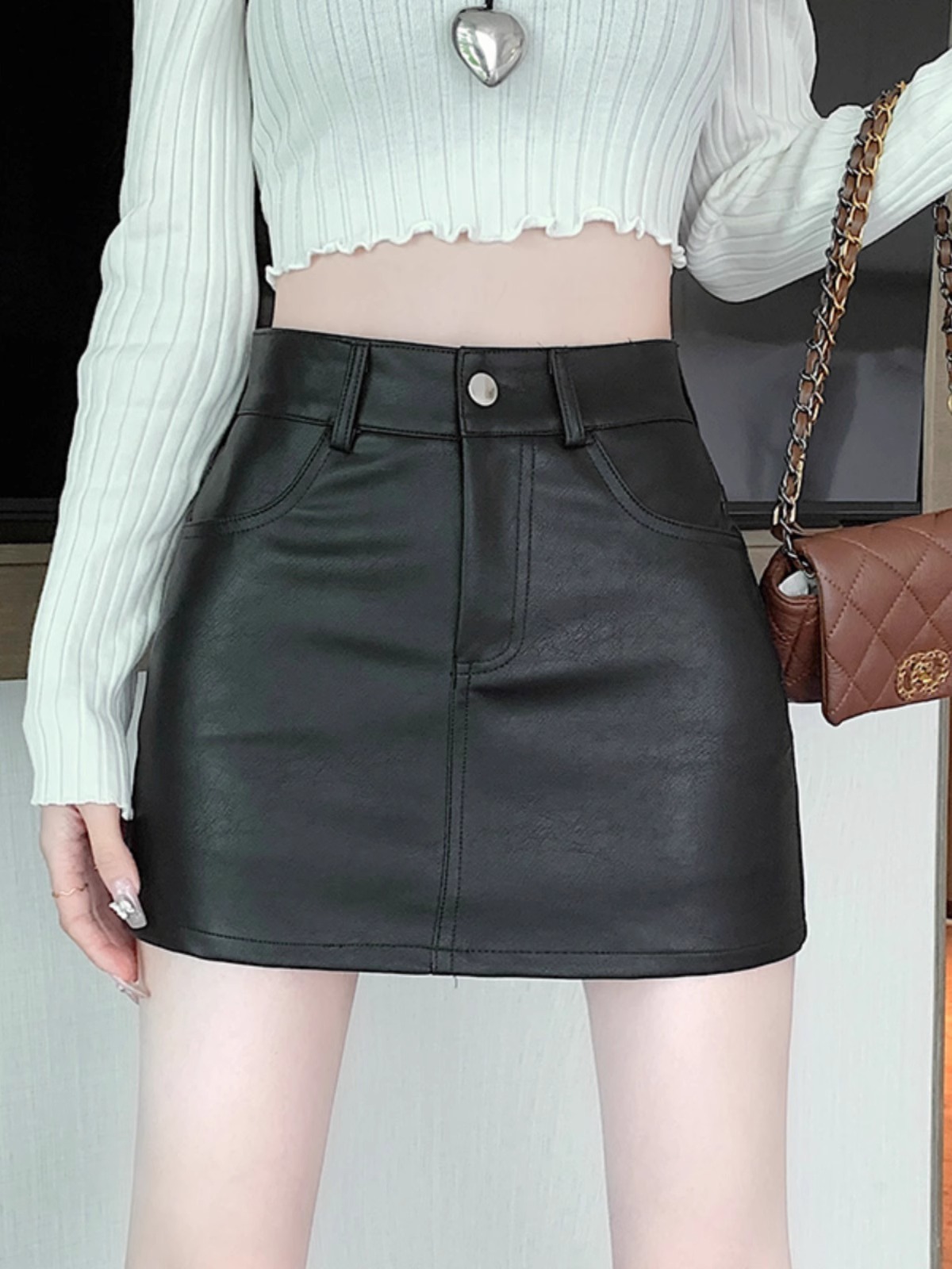 Black Small Leather Skirt Hip Skirt Women's Autumn High Waist Slim A- Line Short Skirt Pants Small Hot Girl One-Step Skirt