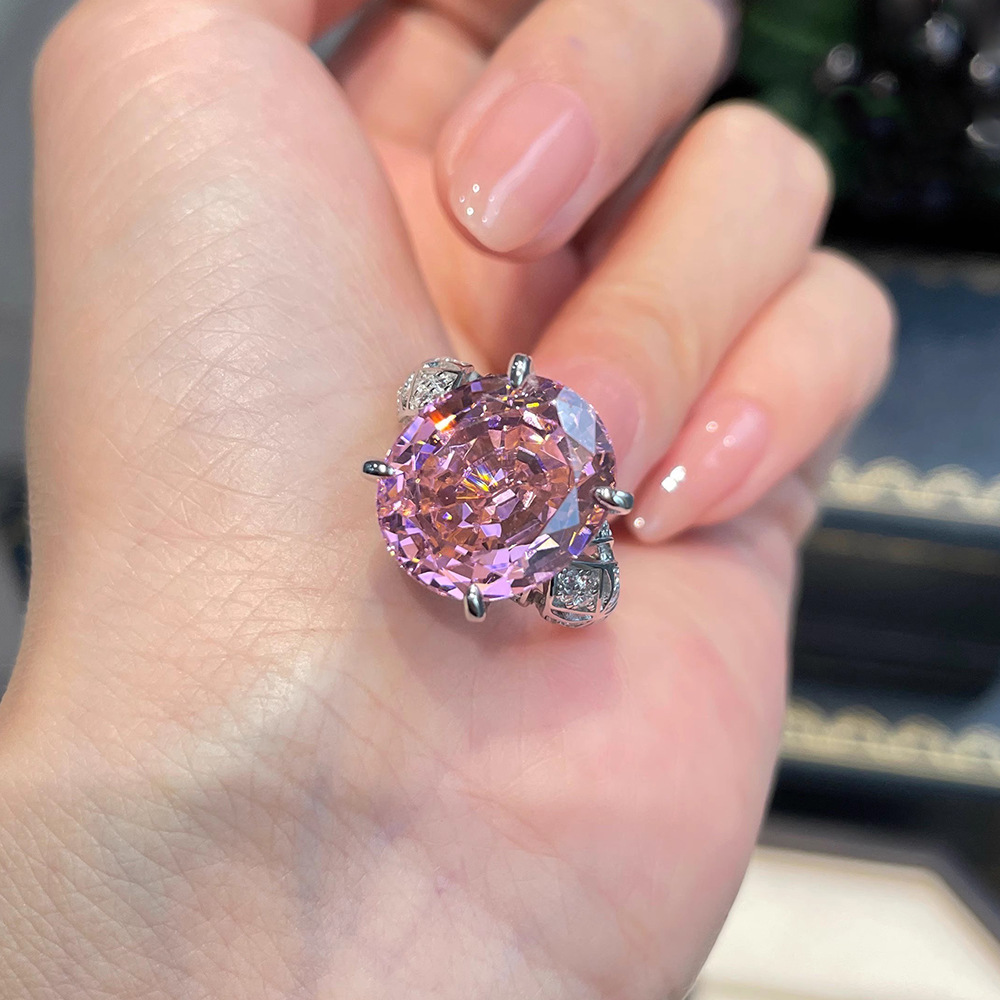 Fashion Elegant Argyle Pink Diamond Ice Flower Cut Ring Light Luxury High-level All-match Bird's Nest Cut Pigeon Egg Diamond Ring for Women