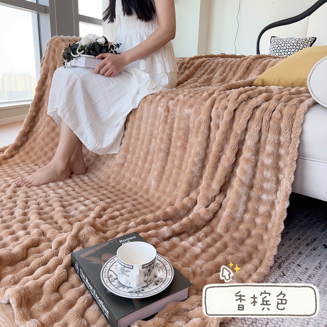 Picture of Winter Thickened Rabbit Plush Bubble Blanket Flannel Blanket Blanket Office Nap Blanket Air-conditioning Blanket Blanket Blanket