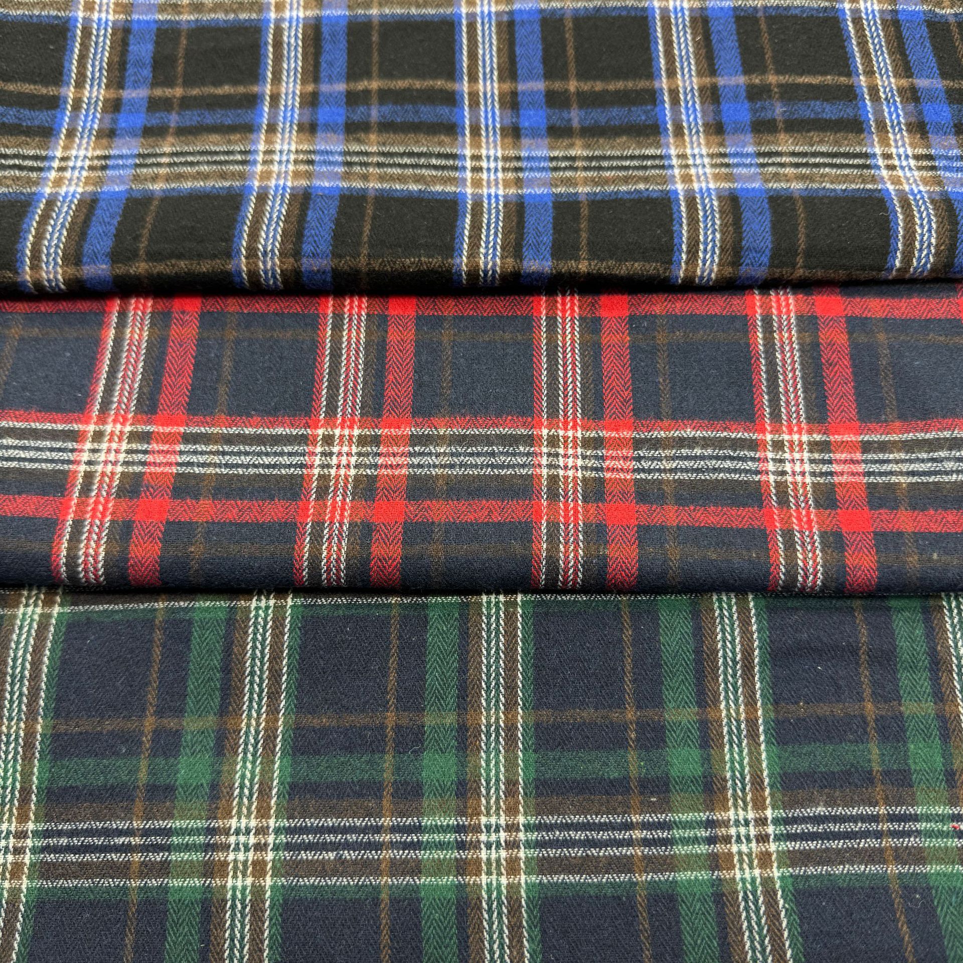 in stock Plaid Fabric Plaid Shirt Cloth/Lining/Polyester Cotton Plaid Shirt Fabric Twill Scrub Plaid