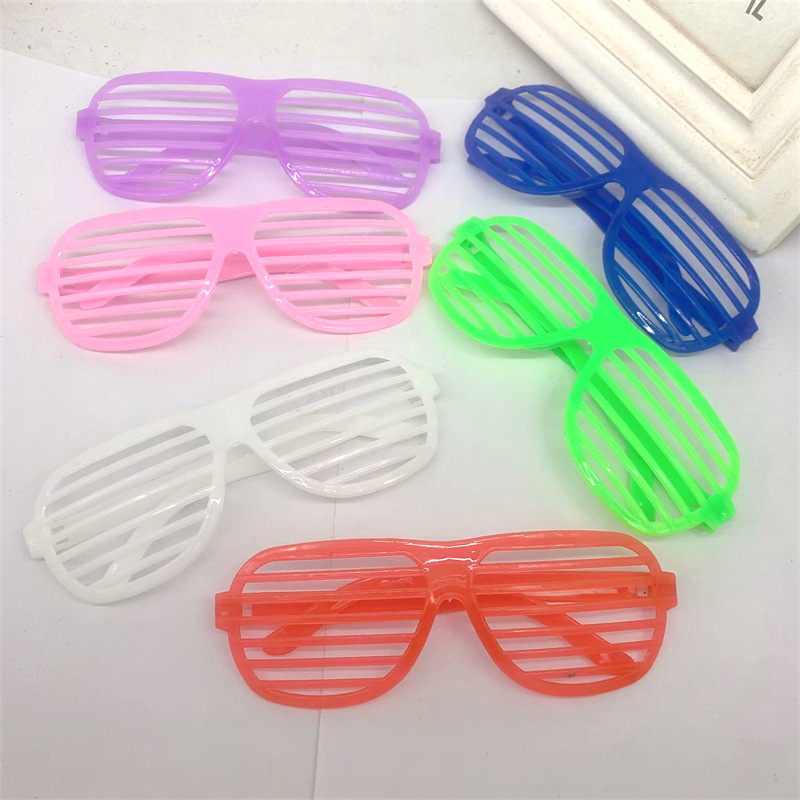 Picture of Blinds Glasses Frame Masquerade party party Glasses party Decorative Glasses No Lenses