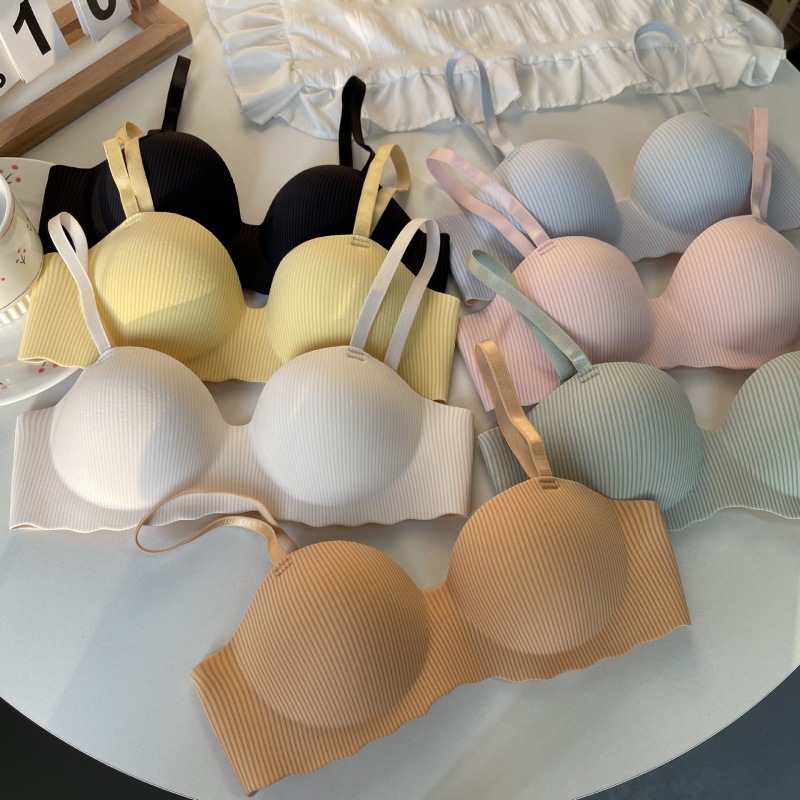 Picture of Small Breast Push-Up and Enlarged Breasts, Seamless One-Piece Cocktail Bra for Women Without Wires, Summer Thin Breast-Retracting Bra