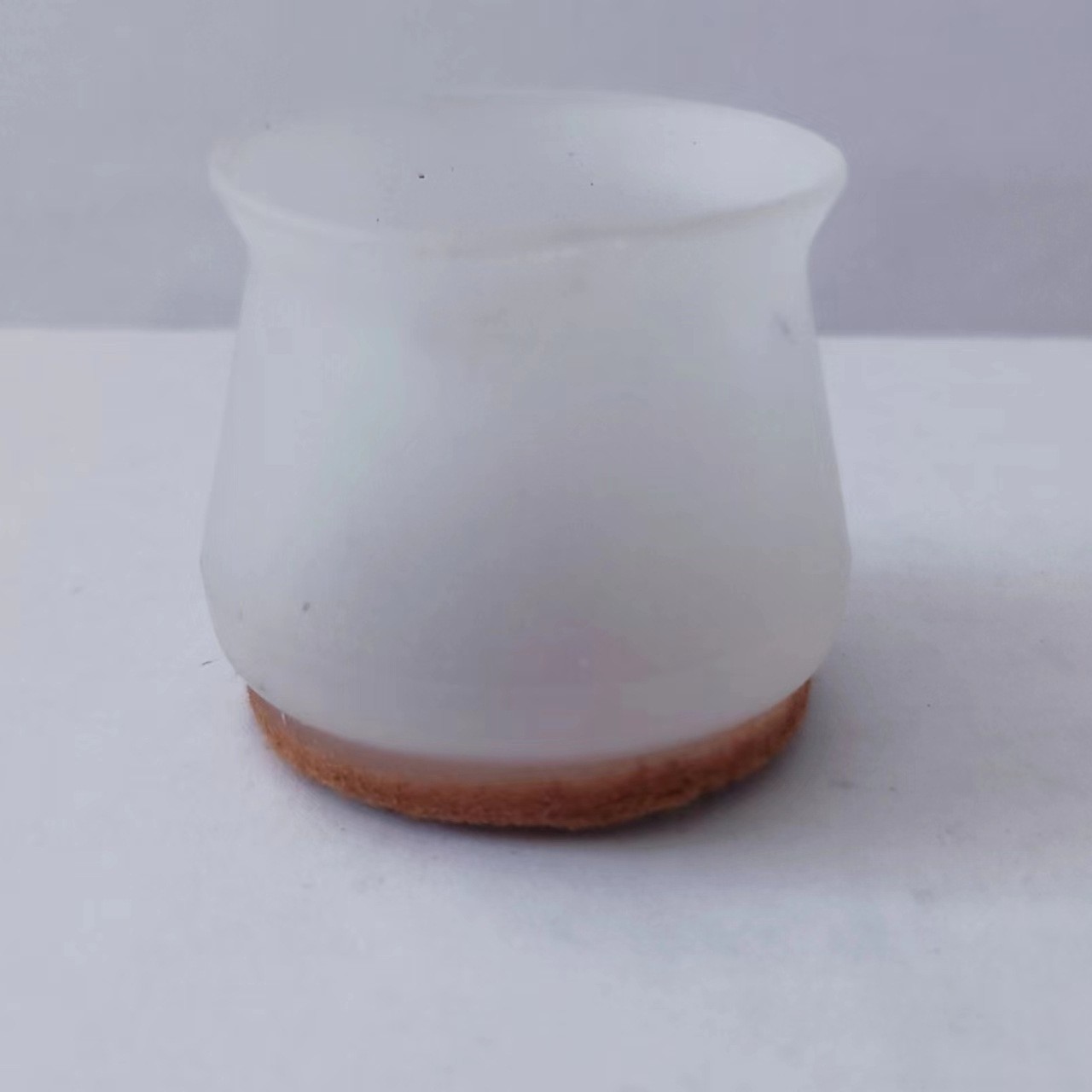 Picture of Silicone felt table and chair stool thickened non-falling non-slip mute furniture high elastic protective pad wear-resistant heat insulation round