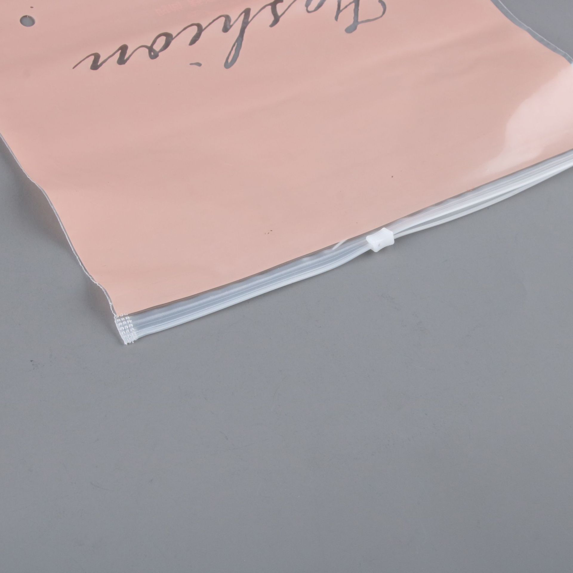Picture of Clothing zipper bag bra underwear bag yoga clothes packaging bag wholesale plastic Ziplock bag frosted transparent in stock