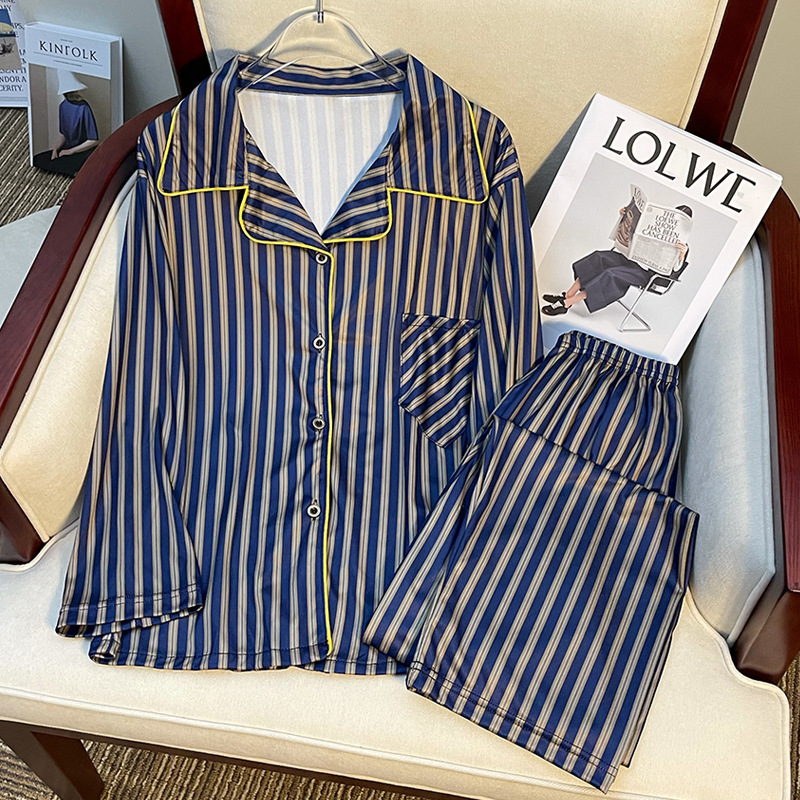 Korean version of the spring and autumn high-end sense of the new striped pajamas girls home clothes students suit can wear real shot wholesale