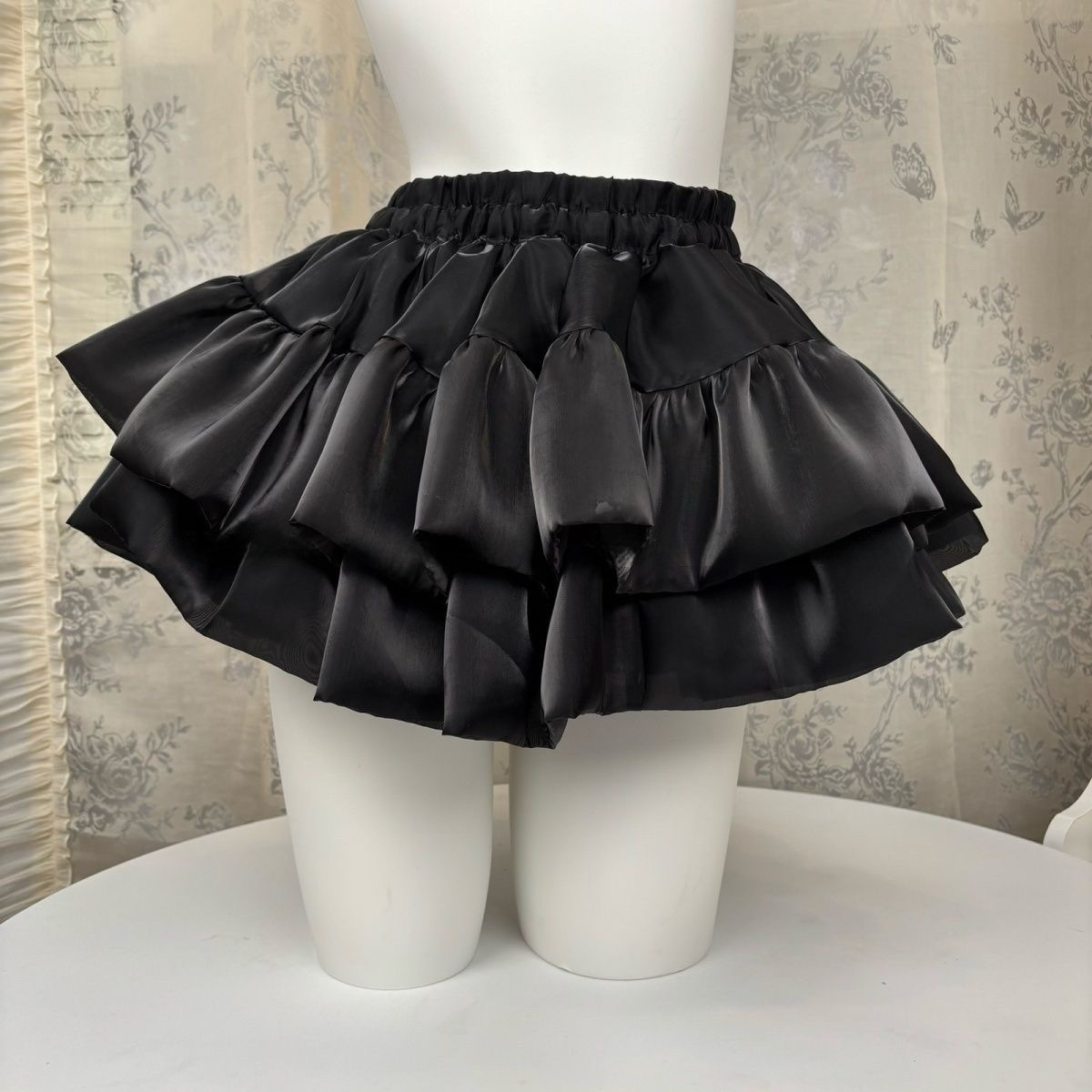 Sweet hot girl white pure desire cake skirt women's 2025 summer new high-waisted slimming puffy skirt short skirt