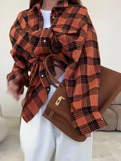 Picture of 2024 Spring and Autumn Amazon OZON Cross-border Retro Style All-match Loose Shirt * Fashion All-match Plaid Shirt Women