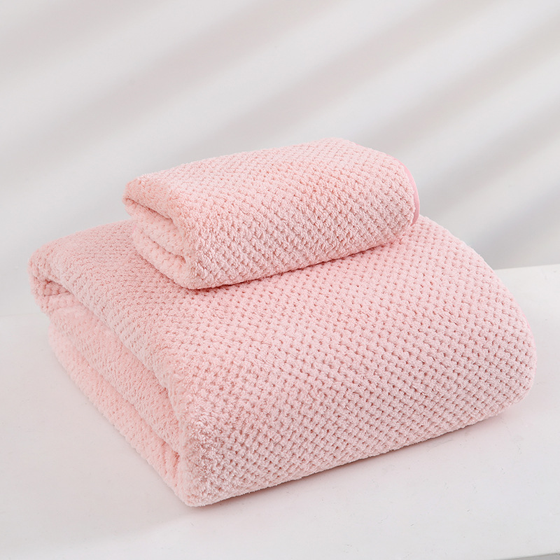 Picture of Pineapple Big Bath Towel Face Towel Coral Fleece Bath Towel Three-Piece Set Thickened Cotton Soft Quick-Drying Beach Towel