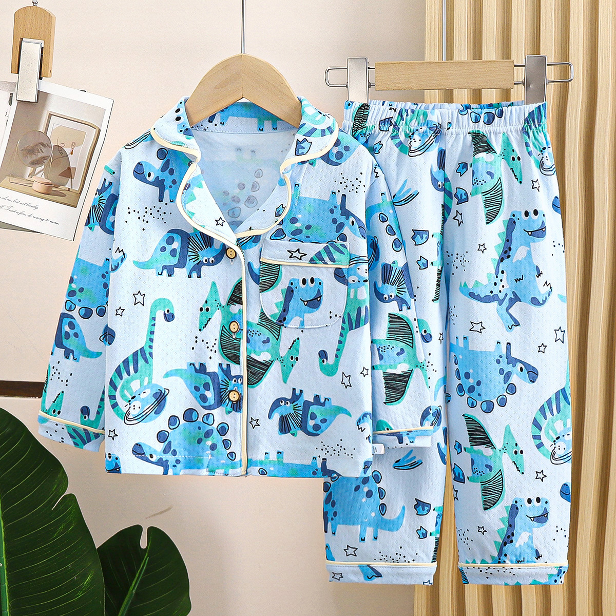 Picture of Cotton Children's Pajamas Spring and Autumn Lapel Long-sleeved Boys' Home Clothes suit Loose Big Children's and Girls' Air-conditioning Clothes