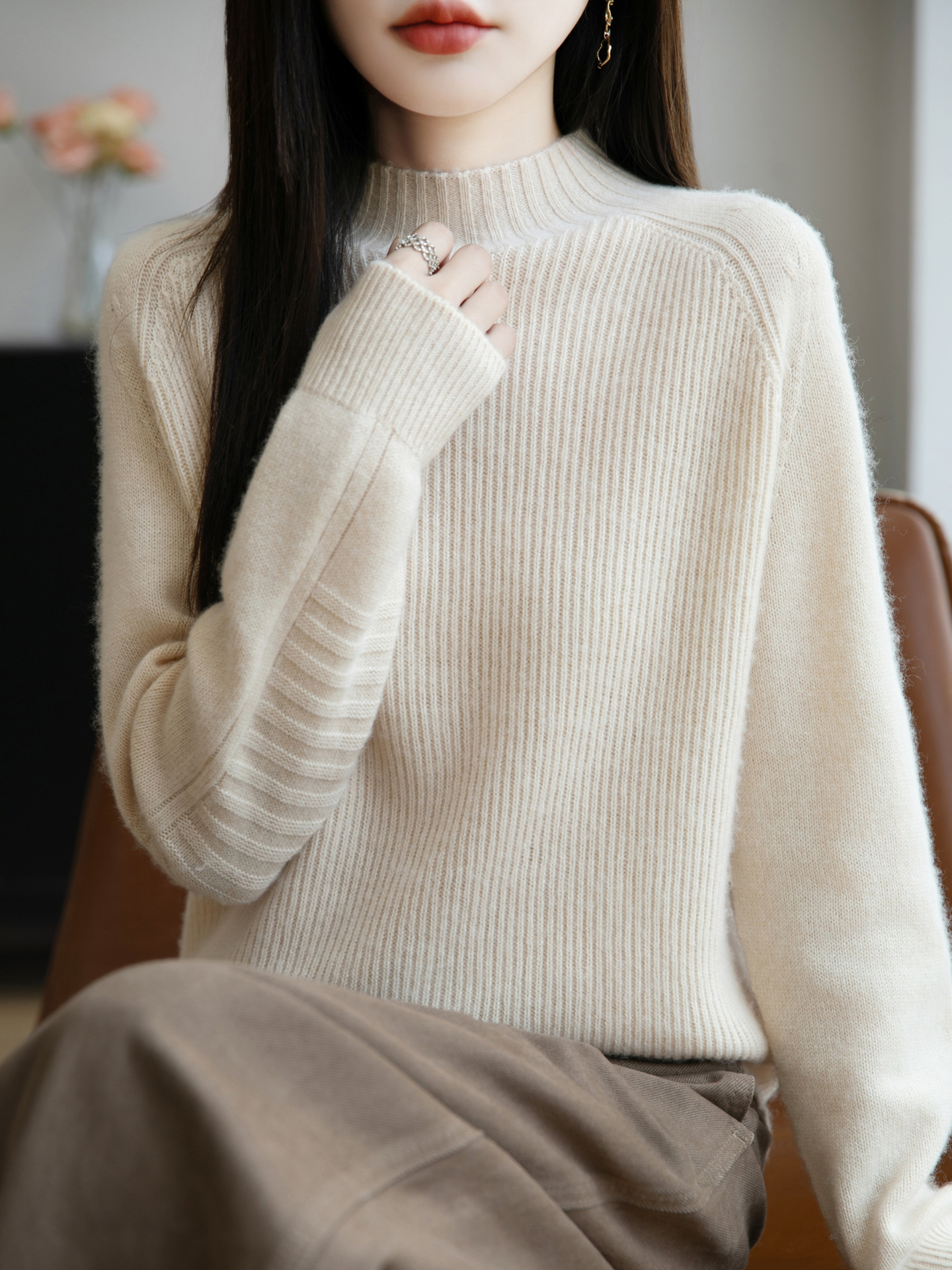 Half turtleneck sweater women's autumn/winter 2025 new Korean version loose plus size solid color with thick knitted base shirt women