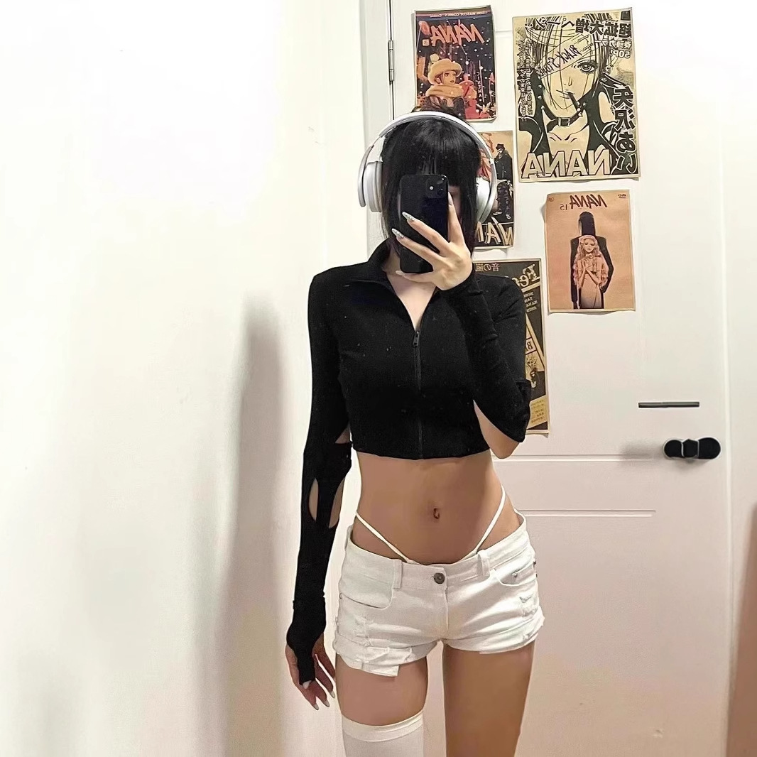 Picture of American Hot girl sexy low waist hip lifting Denim Super shorts women's 2024 Summer new slim slimming wide leg hot pants