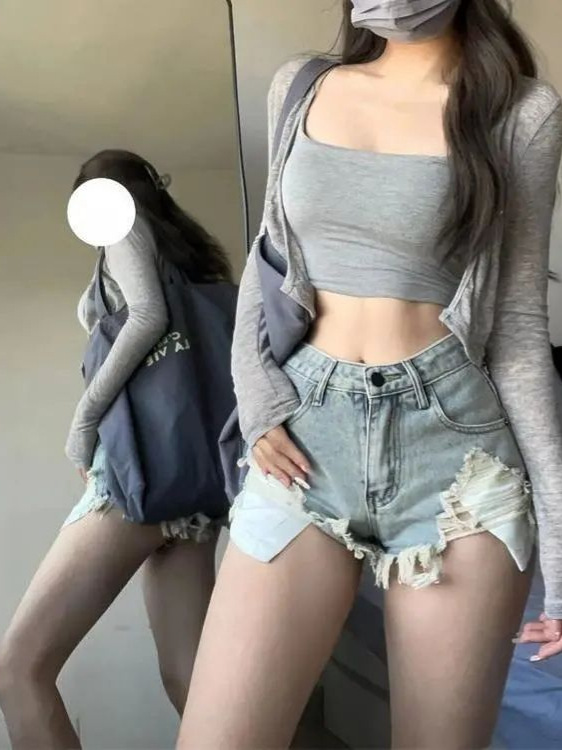 Ripped Denim Shorts plus size European and American Style Vibe Women's Summer Hot Girl High Waist Design Sense A Character Burr Edge Hot Pants