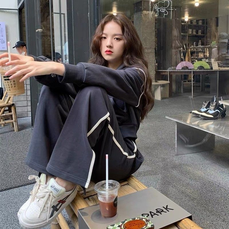Sports suit female 2023 spring and autumn student Korean style loose fashion sweater casual running clothes two-piece suit