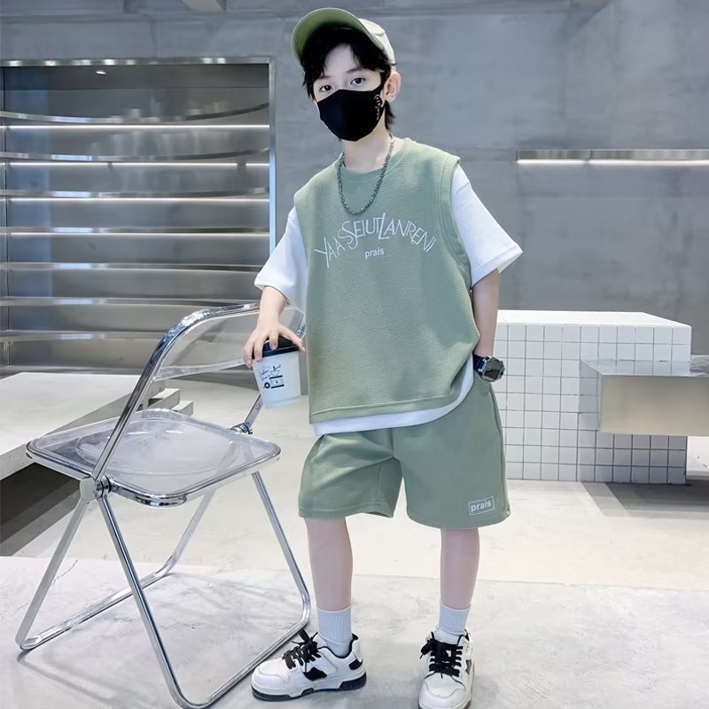 Boys' summer clothes suit 2024 new children's short-sleeved summer handsome internet celebrity fried Street summer two-piece clothes fashion