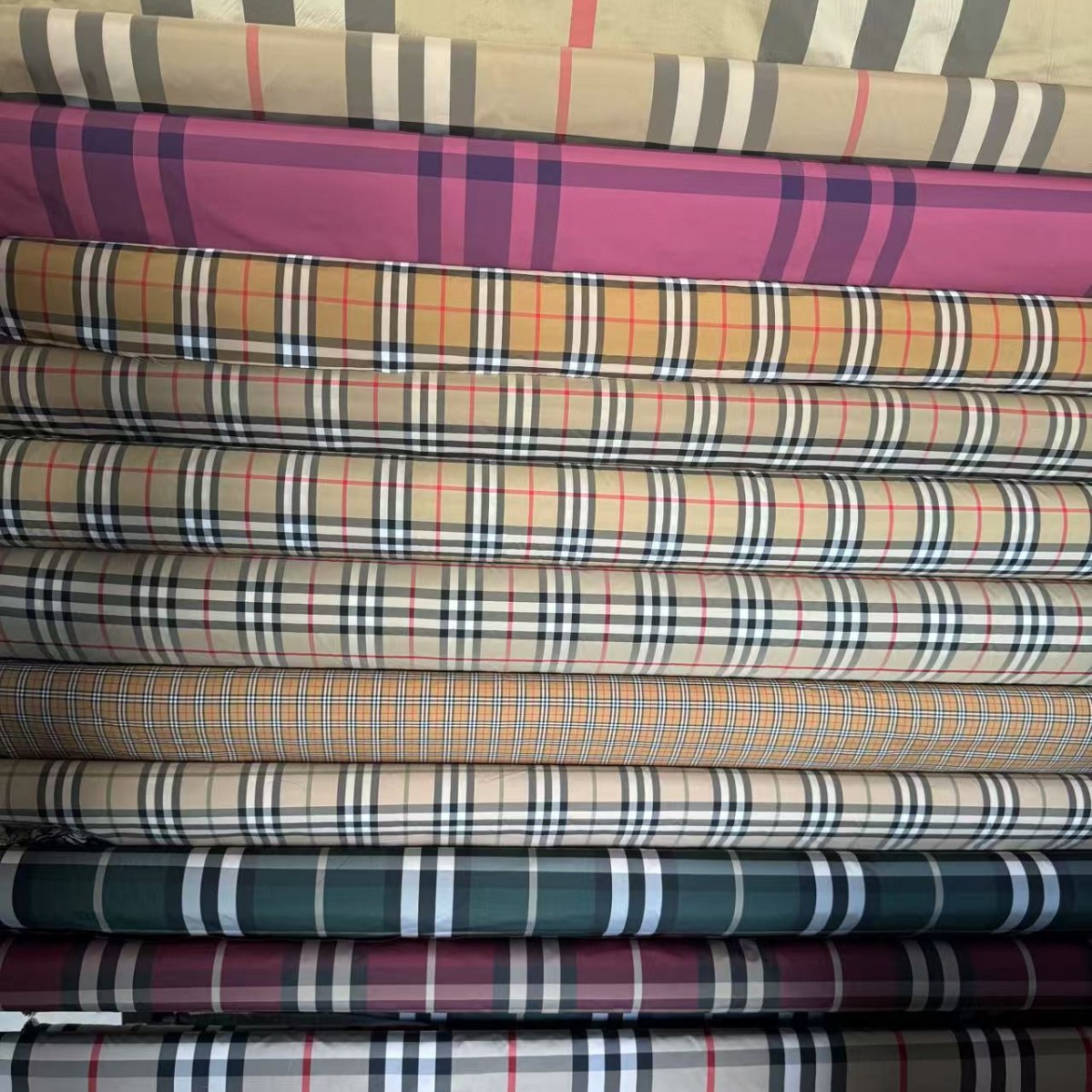Picture of Yarn-Dyed Tc Plaid Fabric Plaid Shirt Fashionable Fabric High-End Lining