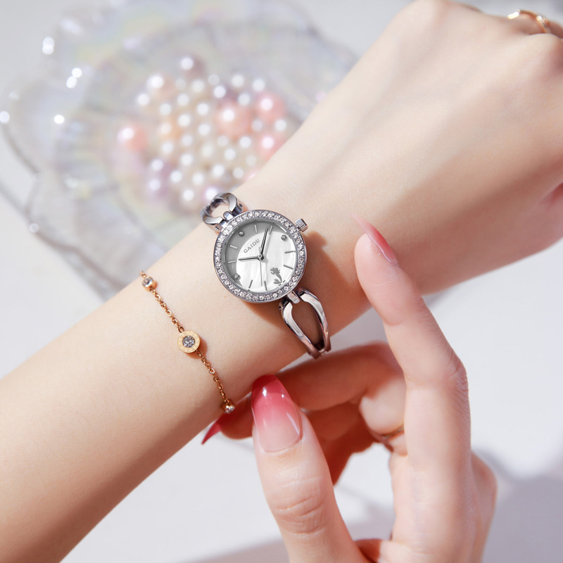 Picture of GAIDU Women's Watch Simple Quartz Watch Casual Elegant Diamond-encrusted Fashion Niche Bracelet Watch Women