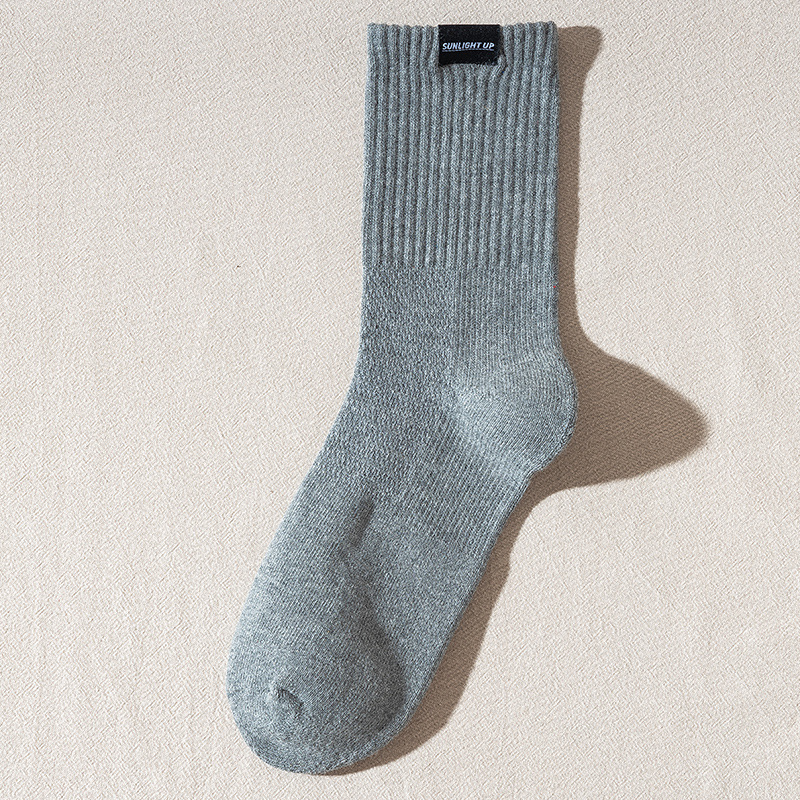 Picture of Autumn and Winter New Breathable Sports Trendy Socks Men's Towel Bottom Mid-length Socks Korean Letter Cloth Label Basketball Men's Stockings