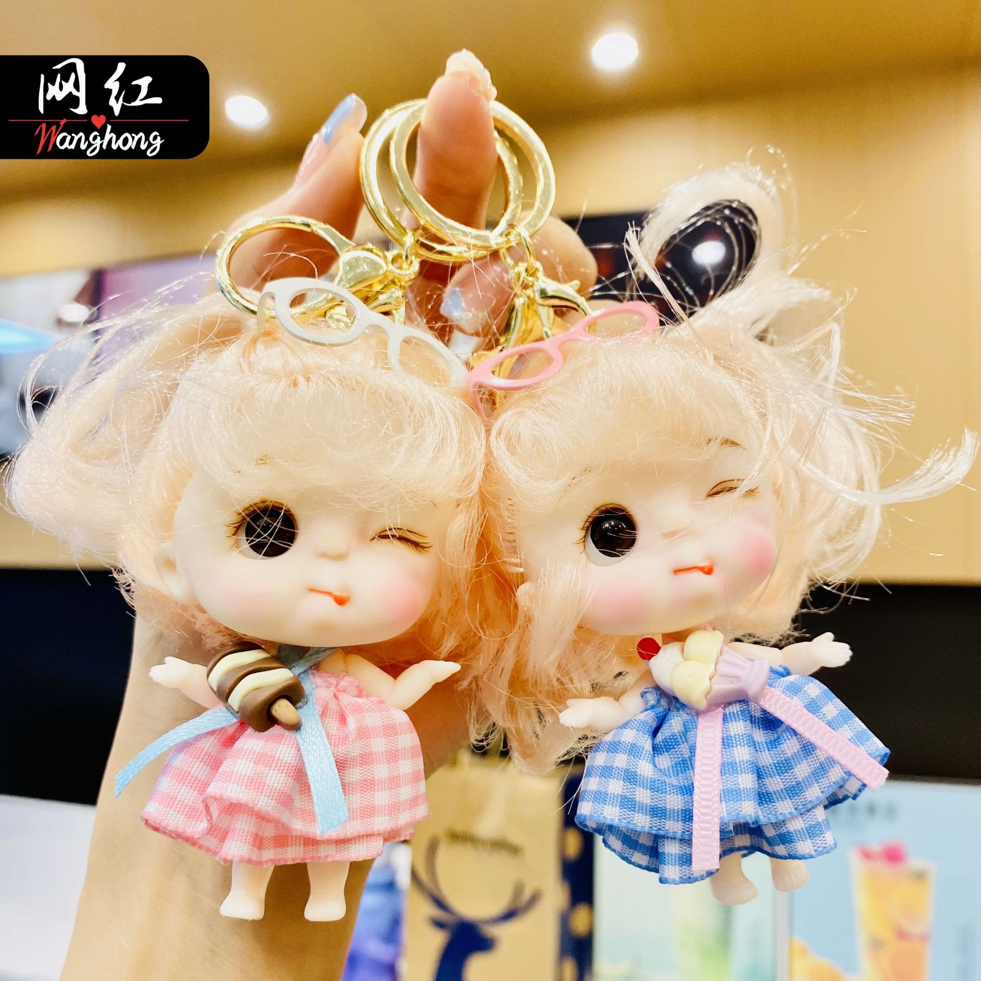 Cute doll jewelry wholesale keychain baby pendant creative doll ornaments accessories key chain doll