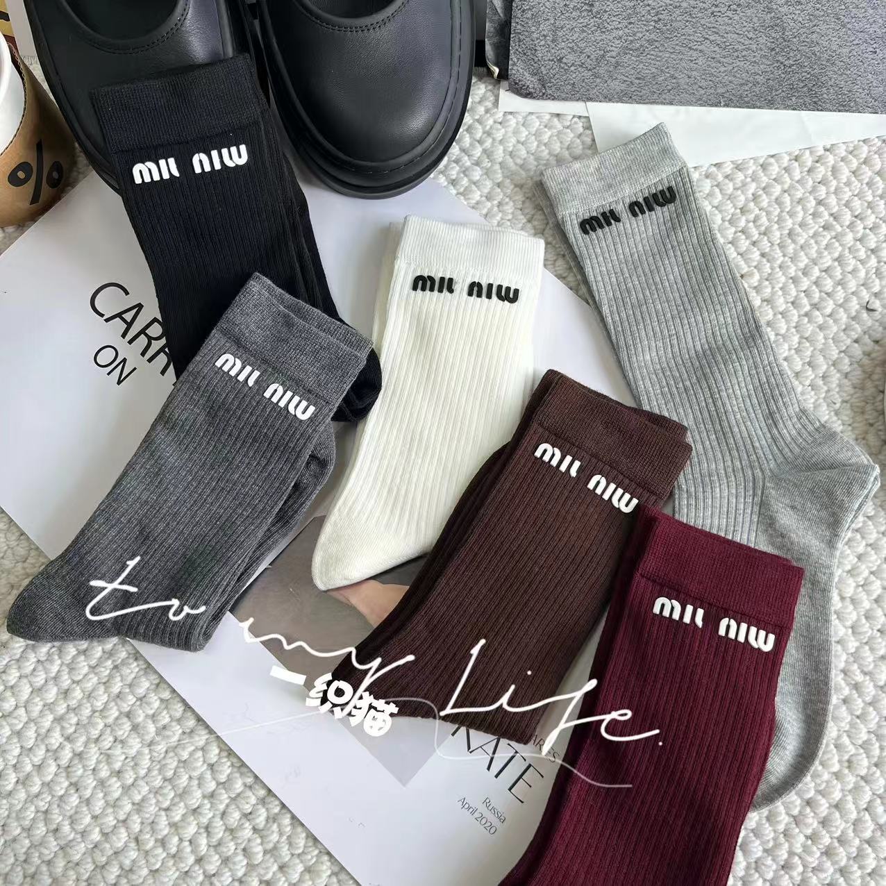 European goods letter pile socks children 2024 autumn and winter explosions Ancola red high socks wear foreign-style tide net red
