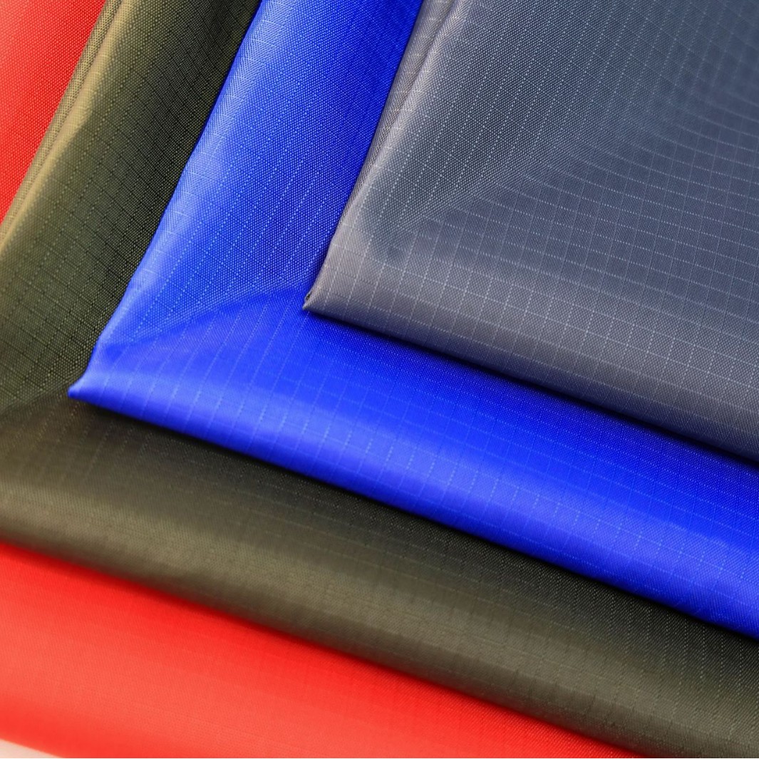 210D Four-Point Waterproof Plaid Fabric in Stock Polyester High-Quality Multi-Color Environmentally Friendly Luggage Oxford Cloth Waterproof Fabric