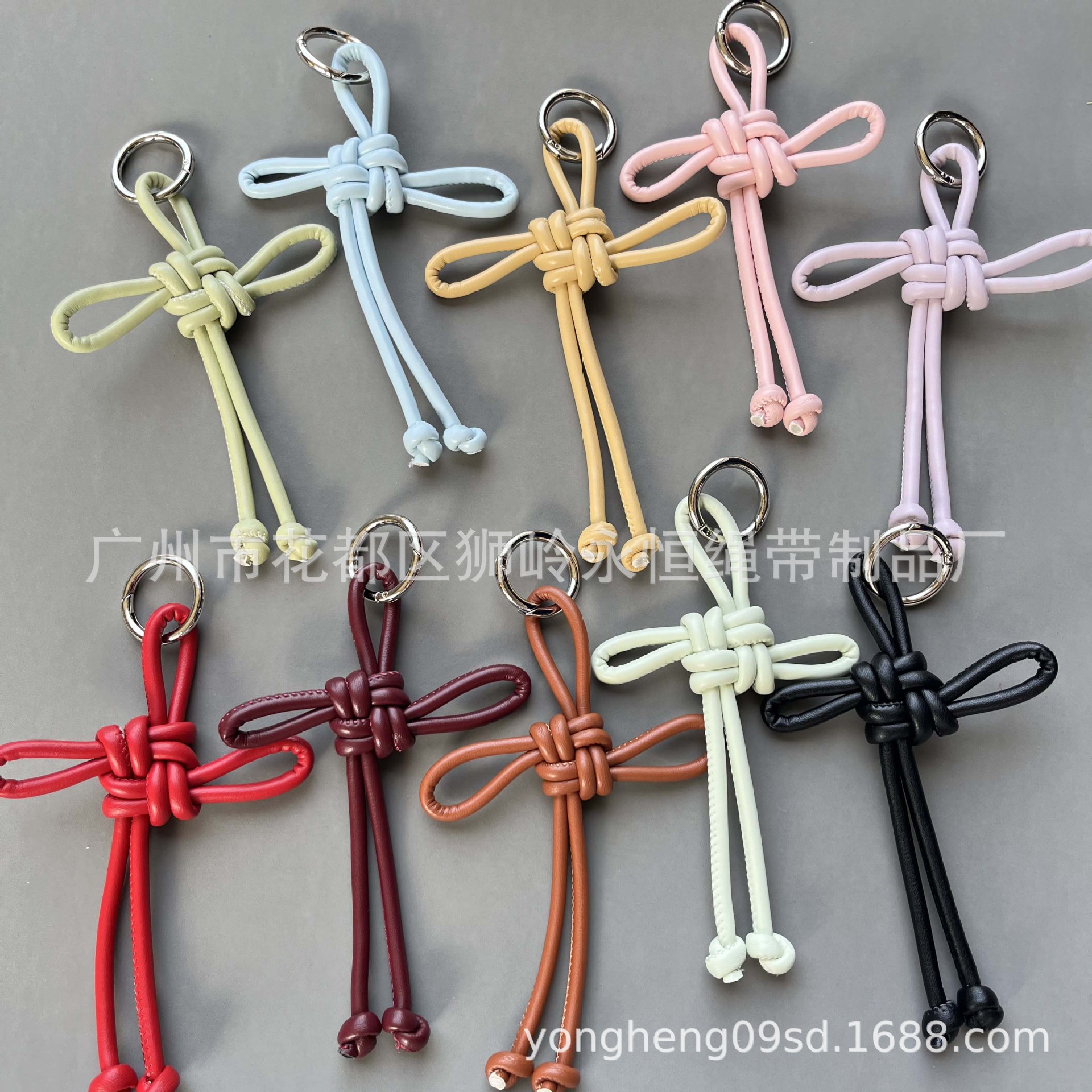 Handmade Woven Chinese Knot Keychain Knot Car Bag Hanging Accessories Spring Festival Festive Creative Pendant