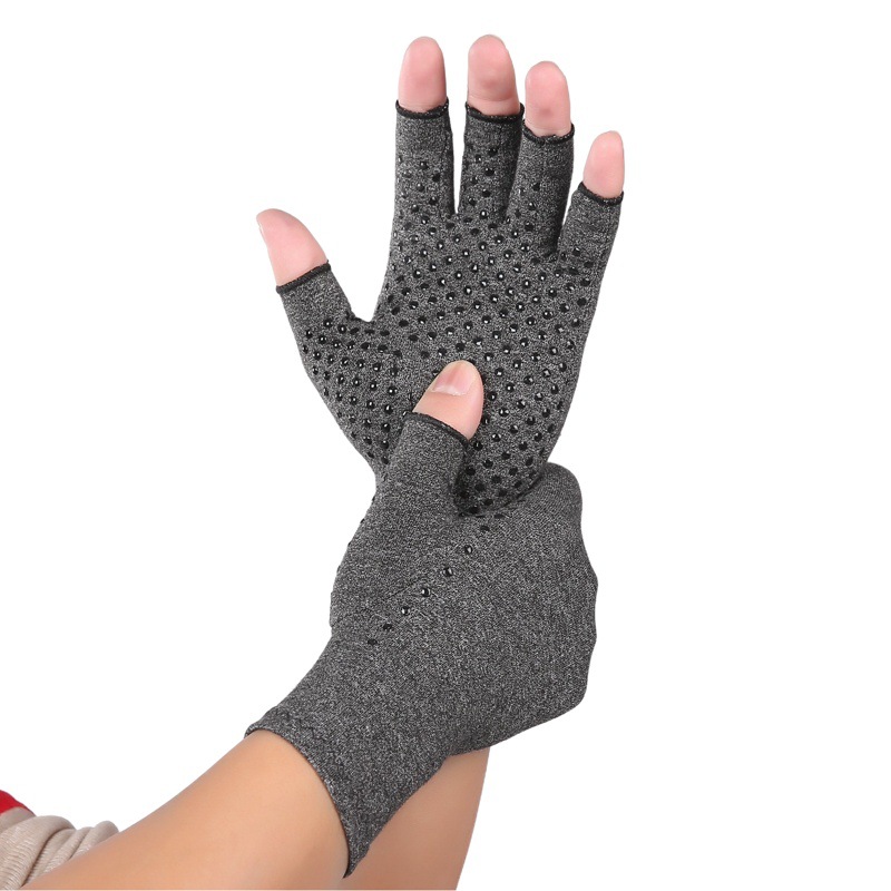Indoor Sports Half-Finger Training Cotton-Polyester Breathable Ergonomic Dot Matrix Compression Fingerless Gloves Breathable Training Gloves