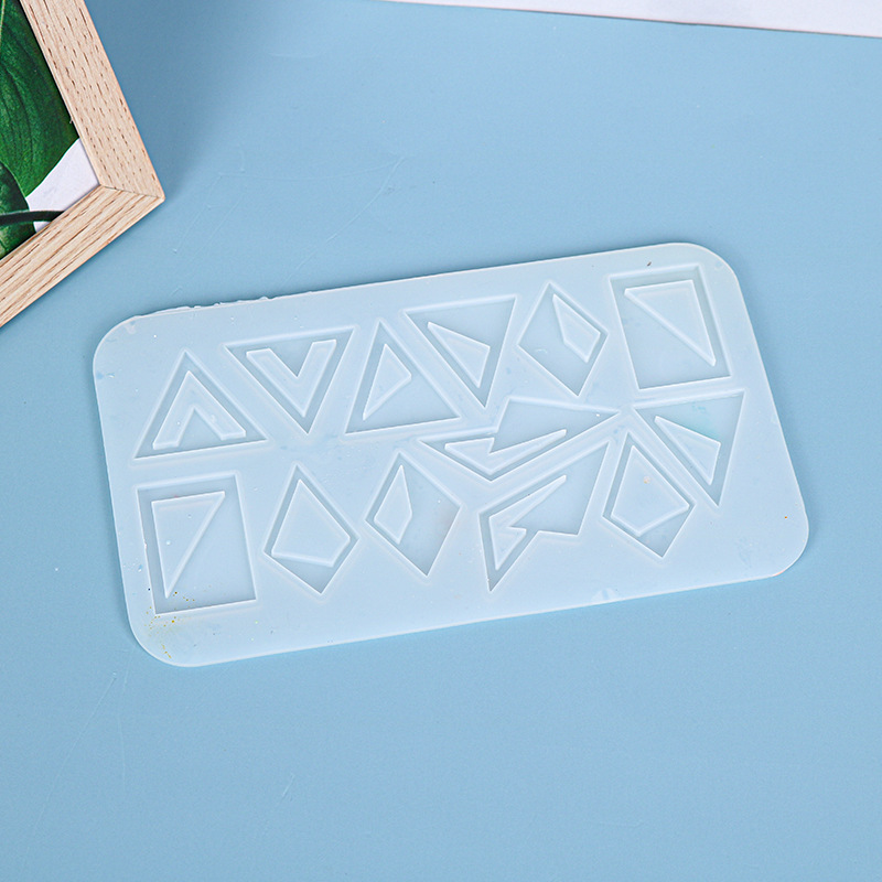 Picture of Glory drop mold diamond triangle earrings silicone mold Amazon resin hot push jewelry