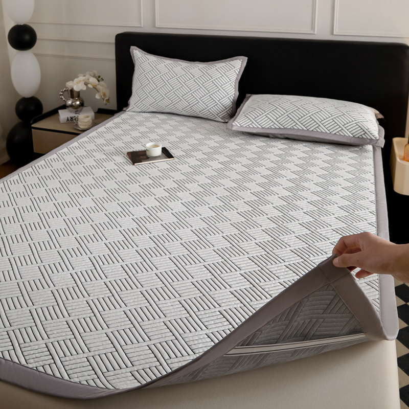 Korean New Polyethylene Ice Silk Mat Pe Summer Cooling Product Super Cold Feeling Mat Foldableable Cool Feeling Soft Mat Export Mat