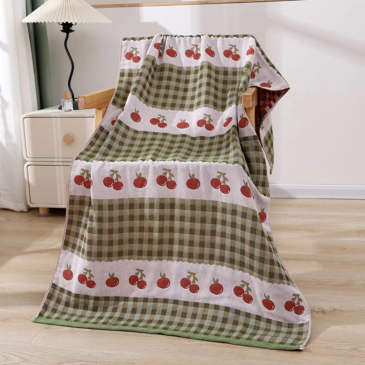 Picture of Gauze Bath Towel 160x 80cm Multifunctional Small Blanket Four Seasons Universal Multi-layer Adult Couple Seaside