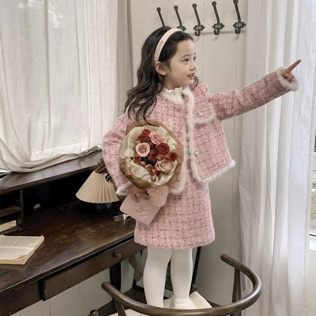 Girls' Chanel style quilted suit fashionable autumn and winter 2024 New elegant socialite coat skirt two-piece suit