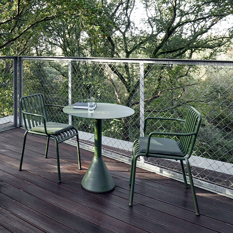 New Simple Casual Courtyard Outdoor Table and Chair Milk Tea Shop Cafe Iron Color Open-air suit Combination Design