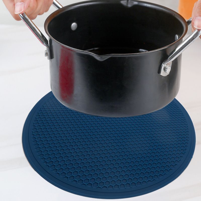 Picture of Three-size silicone honeycomb pattern insulation mat silicone insulation pot mat household insulation bowl mat large pot mat coaster dish mat