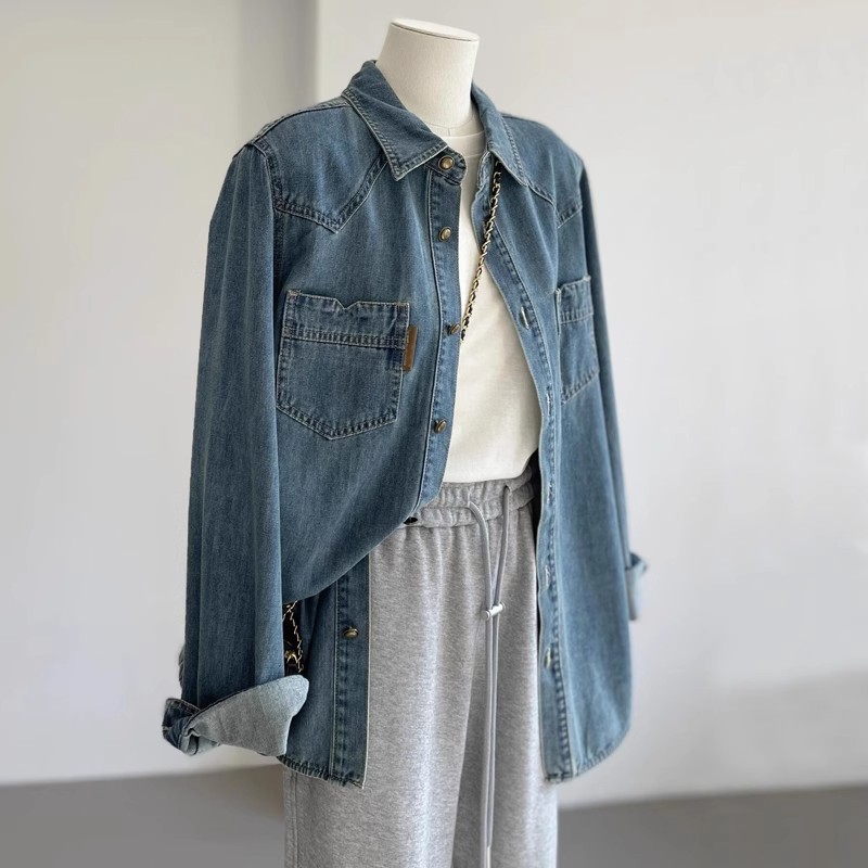 Self-retained explosions recommend ~ French retro blue Denim shirt women 2024 autumn and winter new stacked elegant jacket